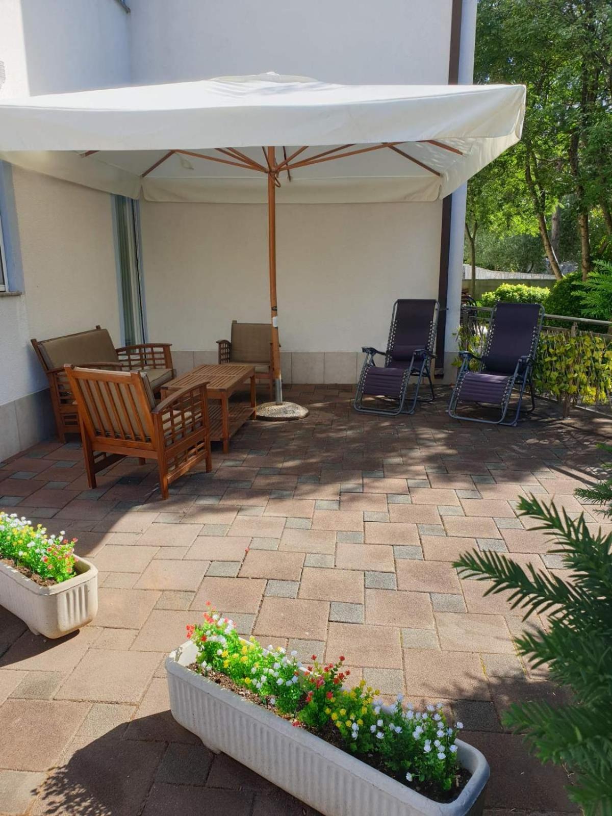 Apartmani Zec Šilo Exterior foto